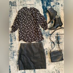 Flowy Black Shirt by Smart Set